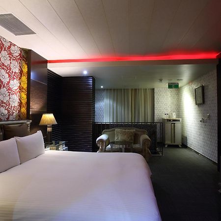 Crystal Business Motel Hsinchu City Room photo