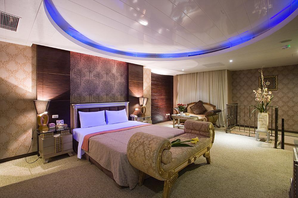 Crystal Business Motel Hsinchu City Room photo